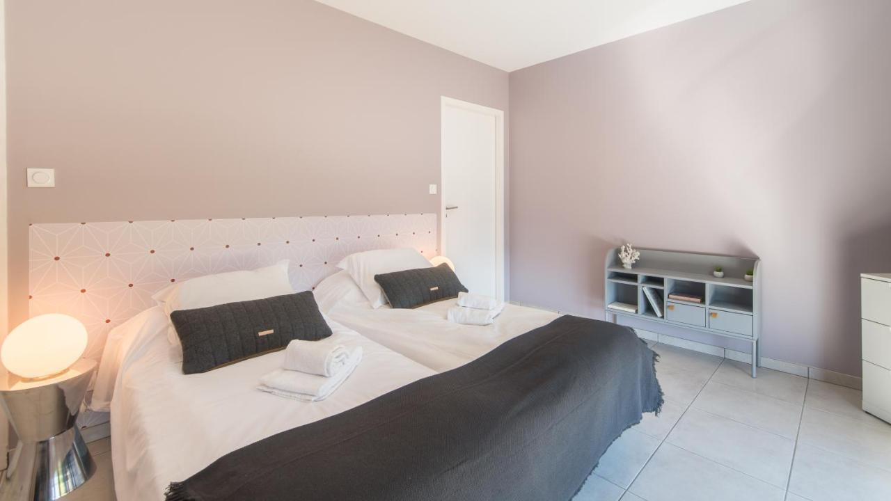 Villa Spacieuse avec Jacuzzi Privatif Sarlat Extérieur photo