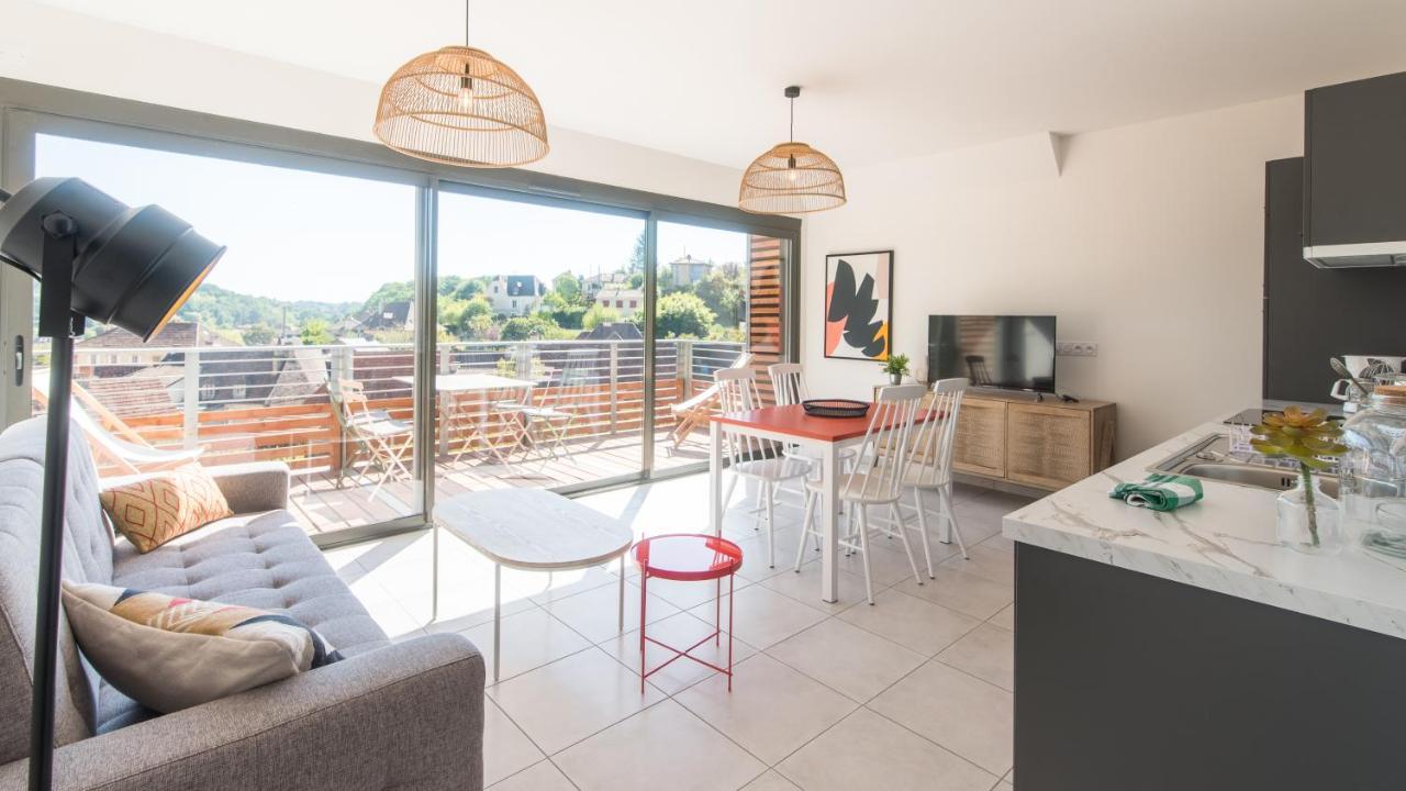Villa Spacieuse avec Jacuzzi Privatif Sarlat Extérieur photo